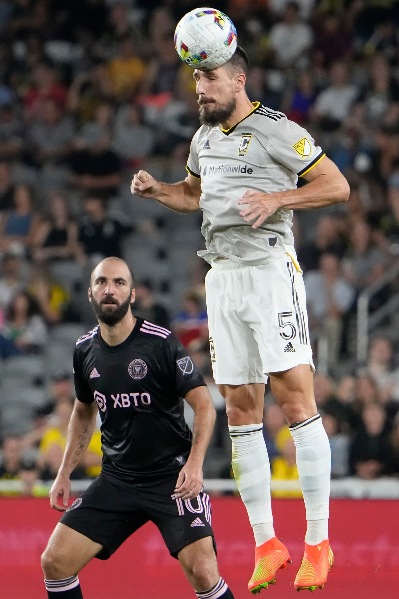 Defensor - MILOS DEGENEK (Columbus Crew)
<br>