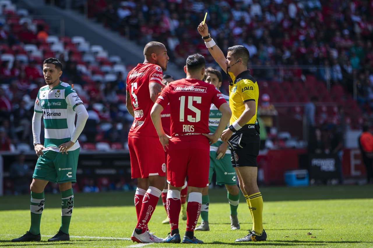 Santos y Toluca empatan en el último partido de la jornada del Torneo de Apertura 2019 de la Liga MX. Santos pasa a la Liguilla como líder general, mientras que los 'Diablos Rojos' no consiguen su calificación.