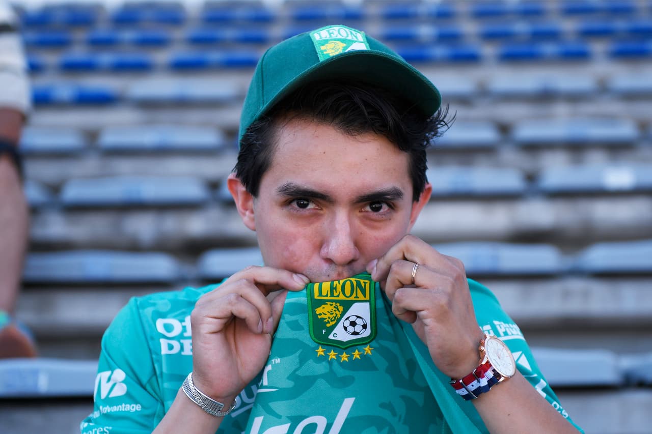 Los fanáticos del Club León listos en el Estadio Universitario BUAP para el juego contra Lobos BUAP por la Jornada 10 del
<a href="https://www.univision.com/deportes/futbol/liga-mx/*">Clausura 2019</a>.