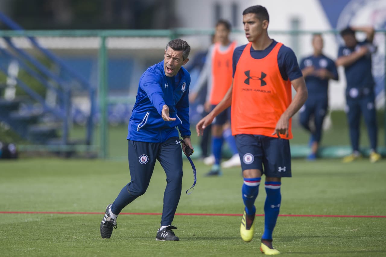 Por eso, Caixinha es riguroso con los detalles durante la práctica luego del periodo de inactividad.