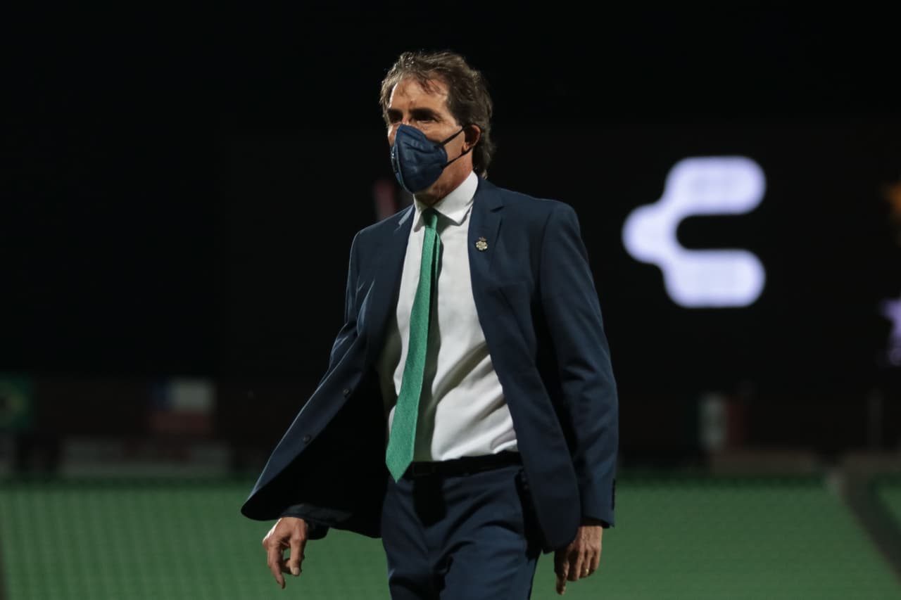 Guillermo Almada: 'No merecimos perder, fuimos mejor que Pumas'