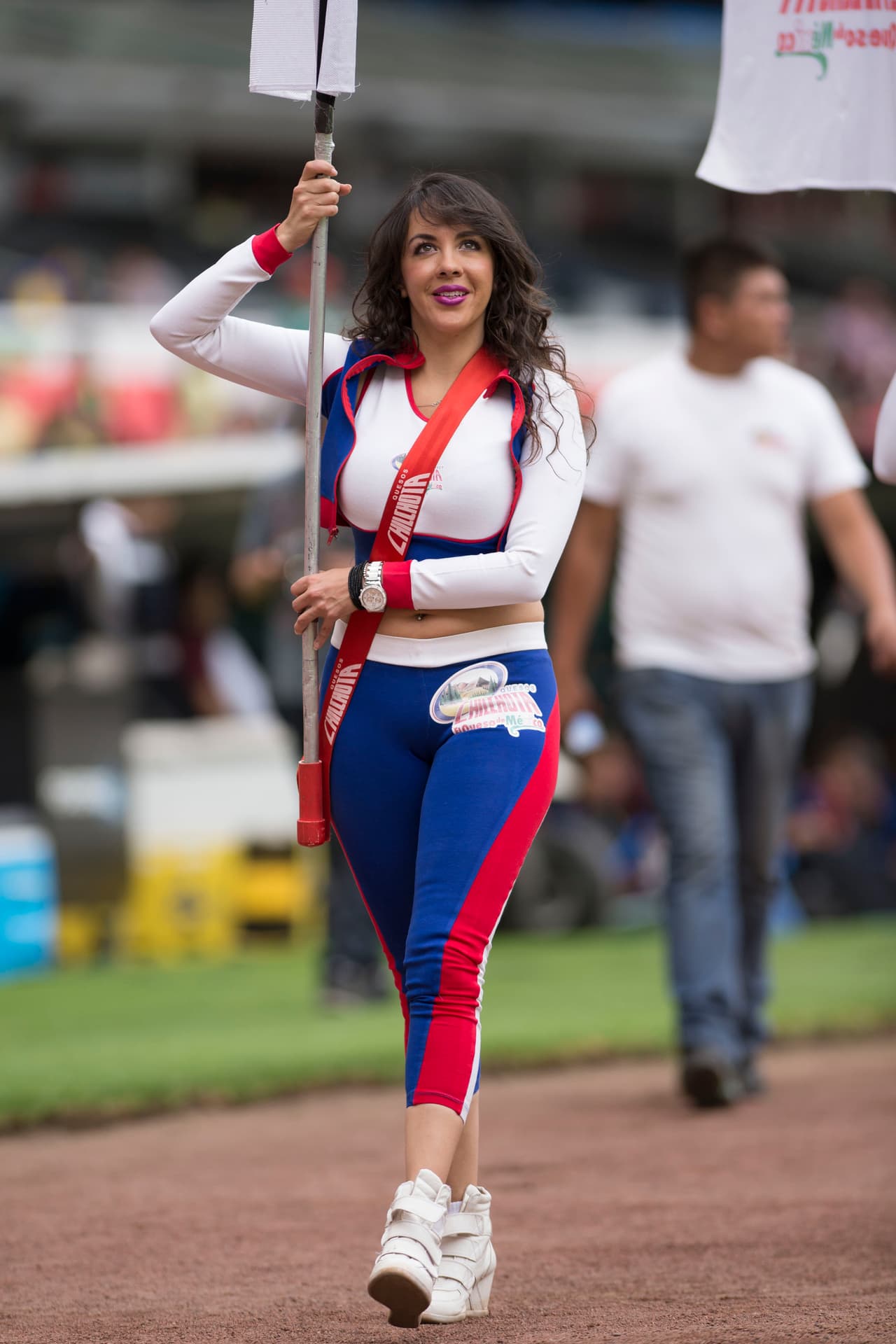 La belleza de las porristas en la fecha 11