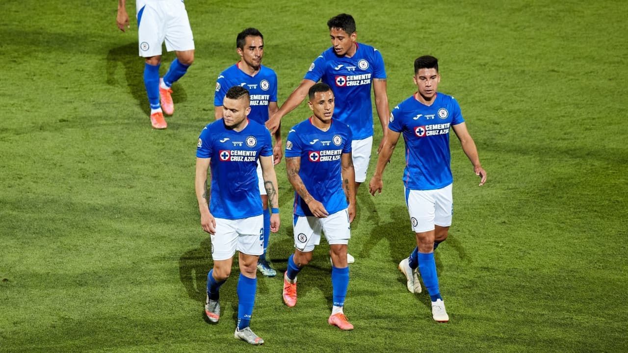 ¡Fractura! Corona será baja en Cruz Azul y debutará su tercer portero
