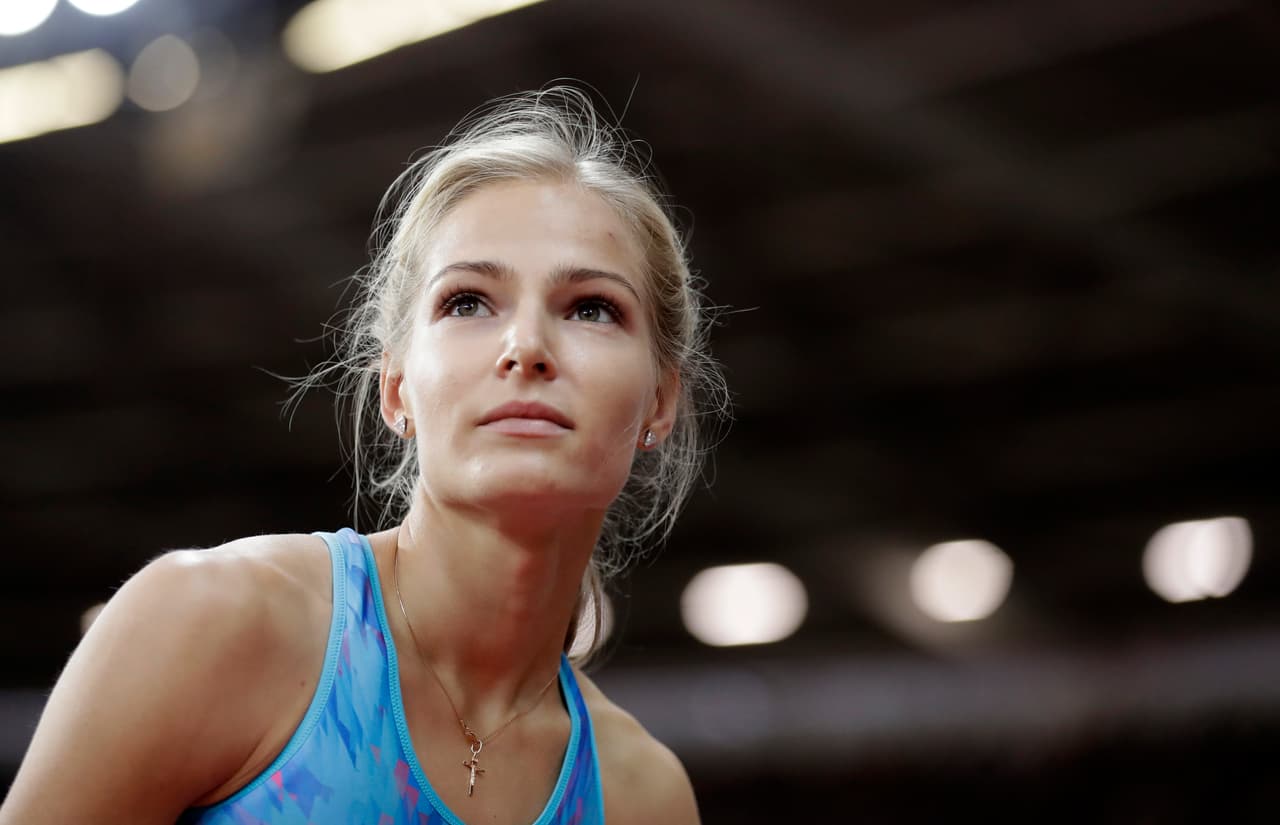 La rusa tiene unas facciones muy lindas, por lo que su belleza natural la hace resaltar de nimediato.