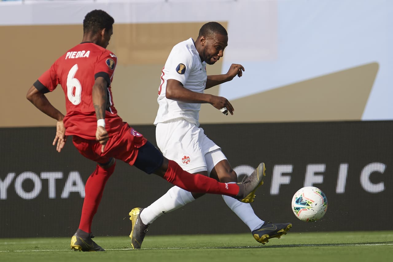 Jonathan David marcó el 6-0 a los 71 minutos y a los 77 conectó un hat-trick para él, acompañando a Cavallini con triplete en favor de los canadienses en su segunda victoria histórica más holgada.