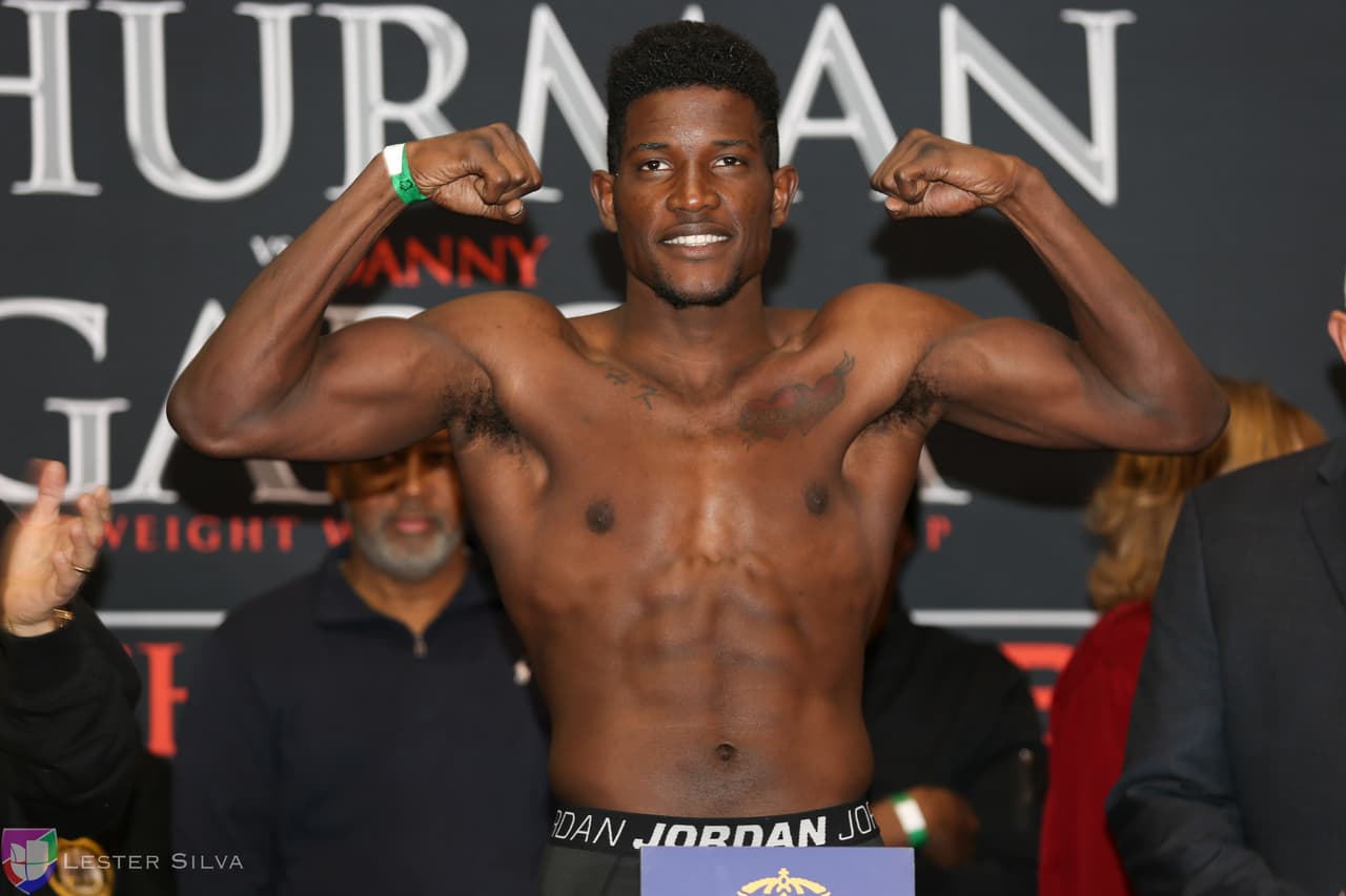 El estadunidense Erickson Lubin, dio en la balanza 153.8 libras.