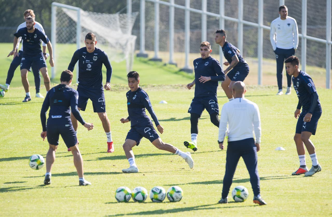 El uruguayo Diego Alonso quiere llevar a Monterrey al anhelado título de la Liga MX y por eso, tras la goleada que tienen al equipo como líder del Clausura 2019, por lo que ajusta cada vez más detalles.