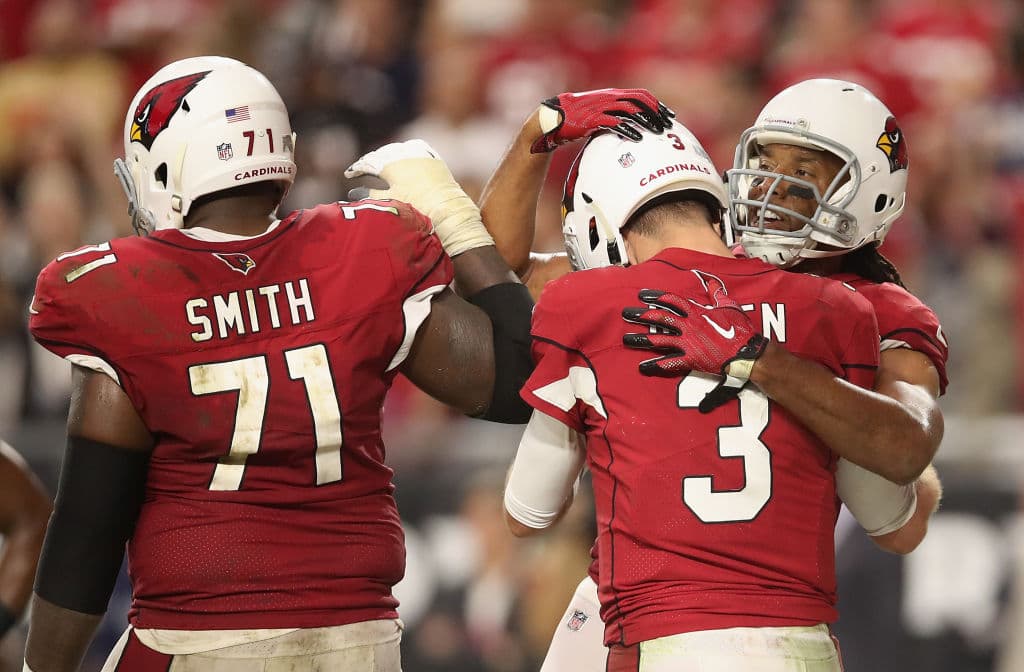 <b>28) Arizona Cardinals (2-6)</b>. Los Cardinals no jugaron esta semana y no hay cambios. Con eso queremos decir que sus problemas no se han resuelto, solo se apretó el botón de pausa por unos cuantos días.