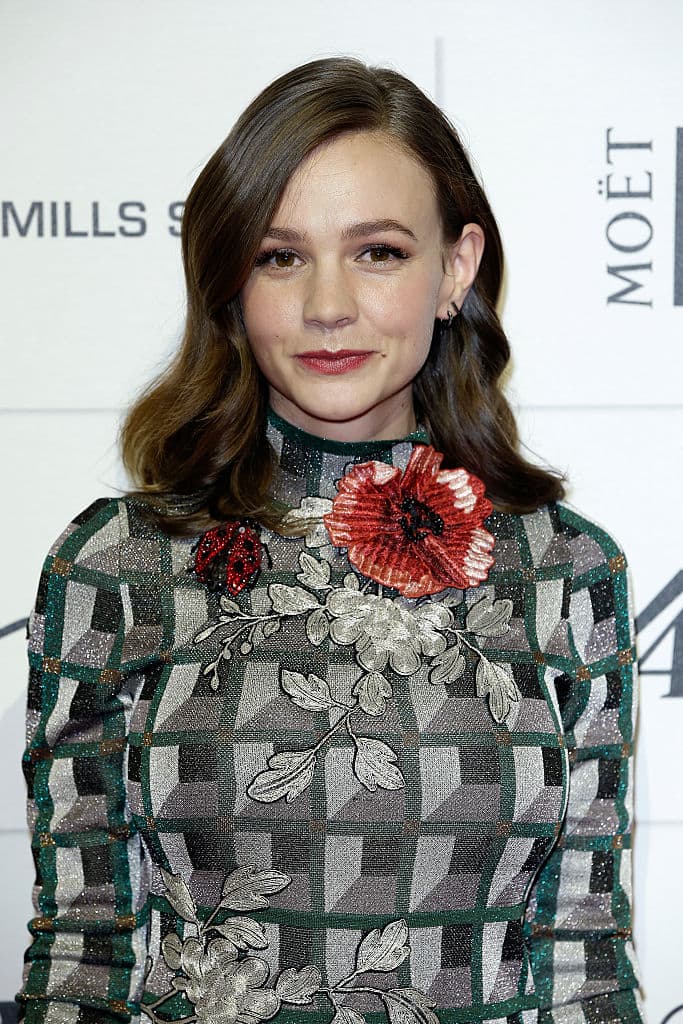 Catherine Morland, la hija de un clérigo rural, es invitada por los señores Allen a pasar el verano en Bath. Allí conocerá a la familia Thorpe, incluida Isabella, que se compromete con James, hermano de Catherine, y a John, el hermano de Isabella que se siente atraído por Catherine.
<br>