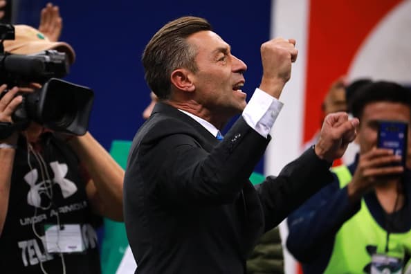 Pedro Caixinha enfrentará su segunda Final en el fútbol mexicano, la primera ocasión conquistó el trofeo con Santos Laguna en el Clausura 2015.