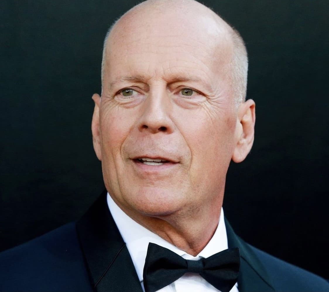 Swan busca vengarse de un hombre que le causó mucho dolor a su familia.
<br>