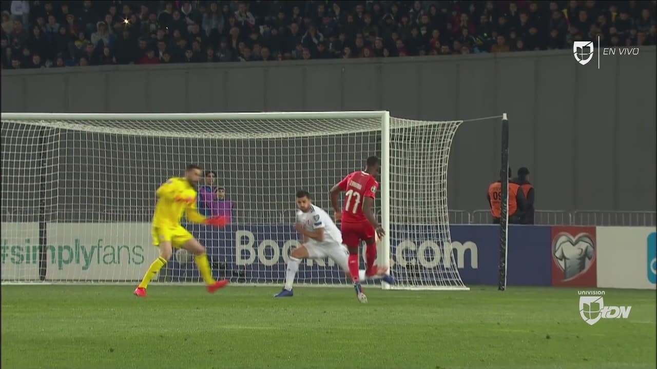 ¡Parecía ‘tira-tira’! Suiza erró en la primera, pero Zakaria no tuvo piedad en la segunda