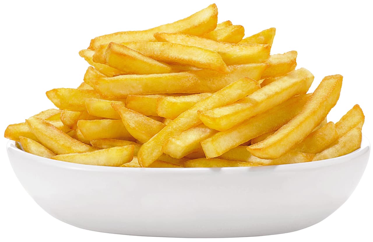 Si estás buscando una botana que guste a la mayoría de tus invitados las papas a la francesa serán tu mejor opción, recuerda acompañarlas con varias opciones de salsas.