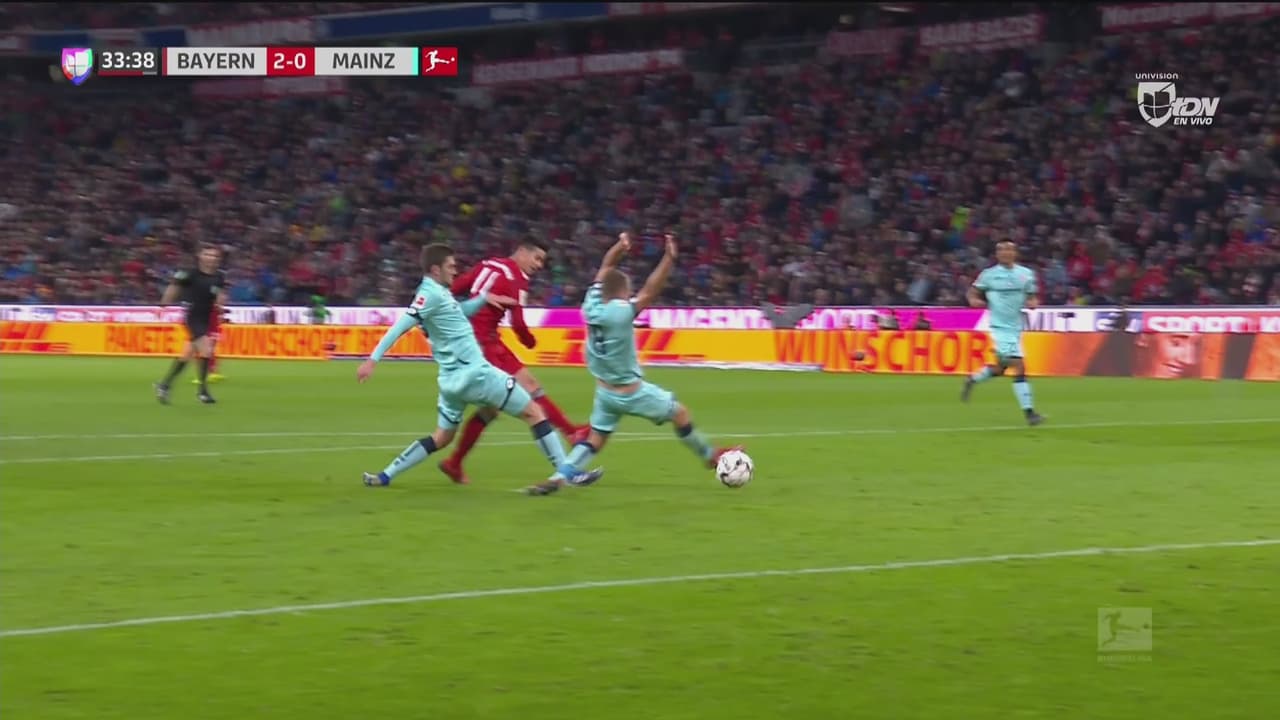 ¡Jugada de antología! Goretzka la baja de pecho y James capitaliza el 2-0