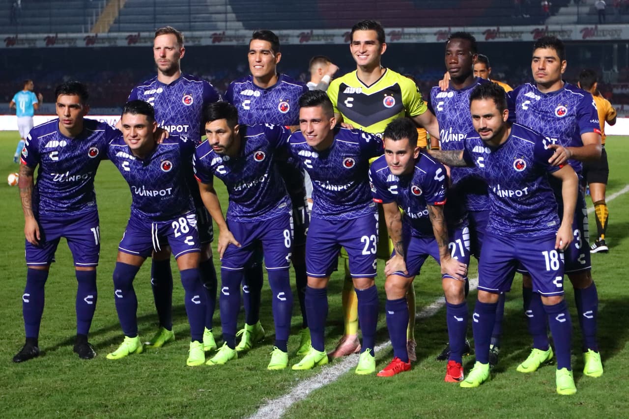 Desde el último lugar de la tabla, Veracruz necesitaba vencer para despedirse con honor de su afición.
