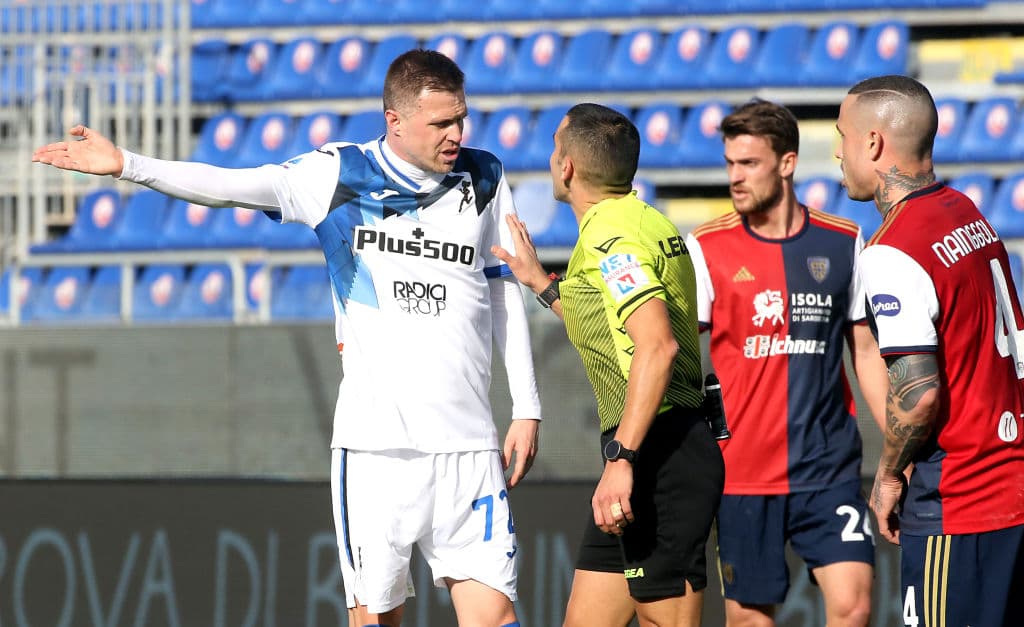 Atalanta derrota a Cagliari 1-0 con gol del colombiano Luis Fernando Muriel Fruto sobre la hora en la Jornada 22 de la Serie A.