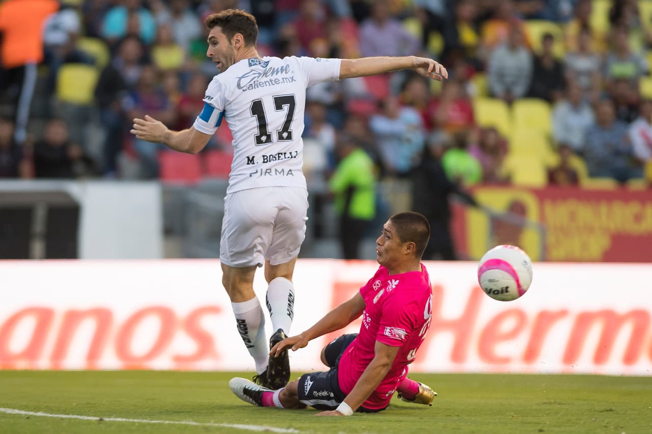 Boselli tuvo la victoria en sus pies con un penal al minuto 61, pero el arquero de Morelia adivinó su disparo y evitó la caída de su marco.