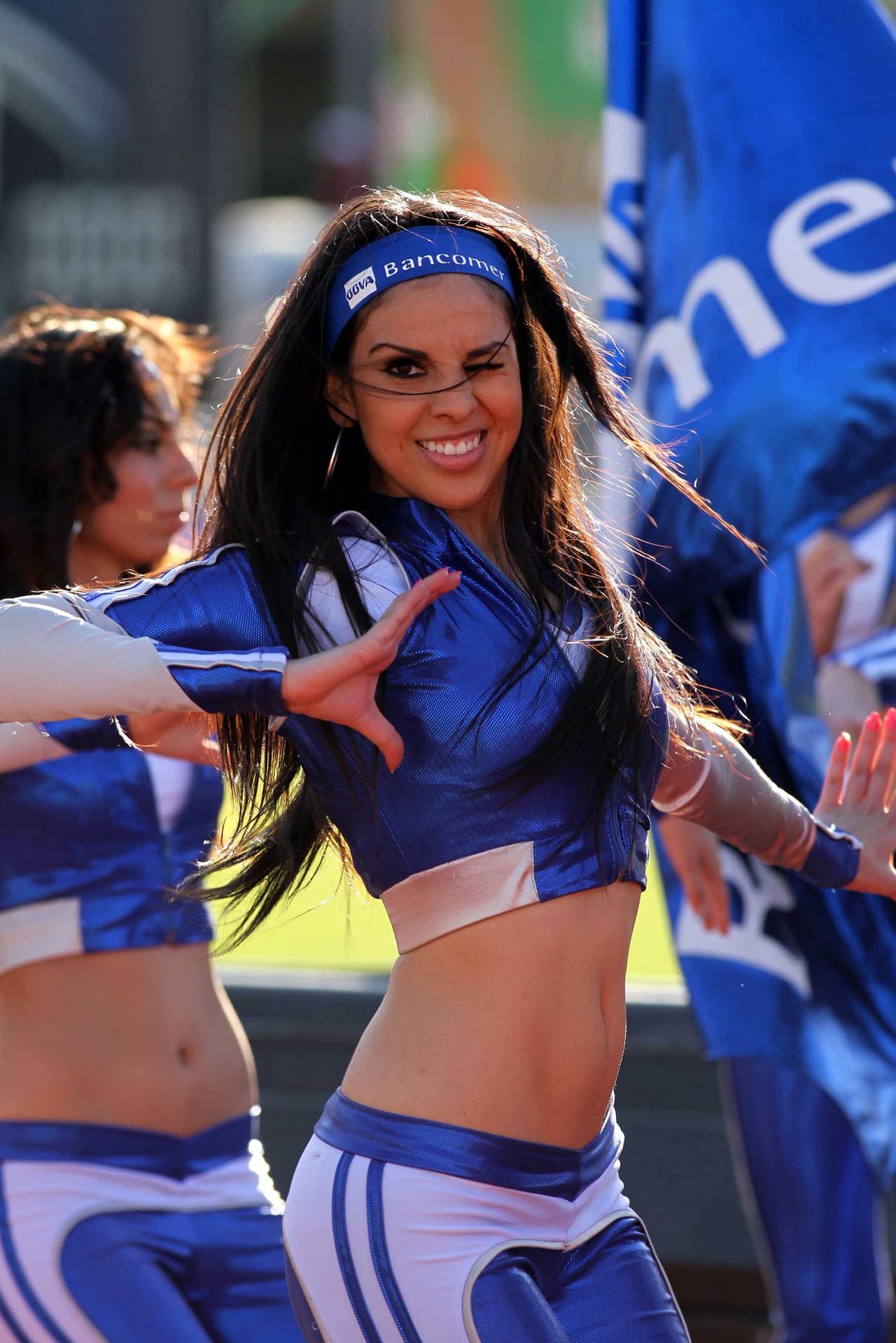 La belleza de las porristas en la fecha 6