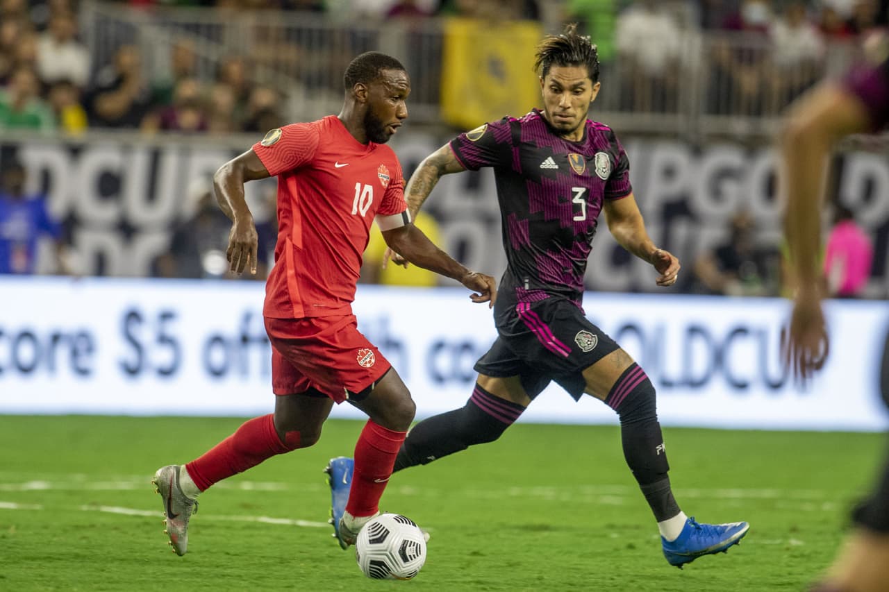 Orbelín pineda (45+2) y Héctor Herrera (90+8) se encargan de anotar en el sufrido triunfo de México 2-1 sobre a Canadá.