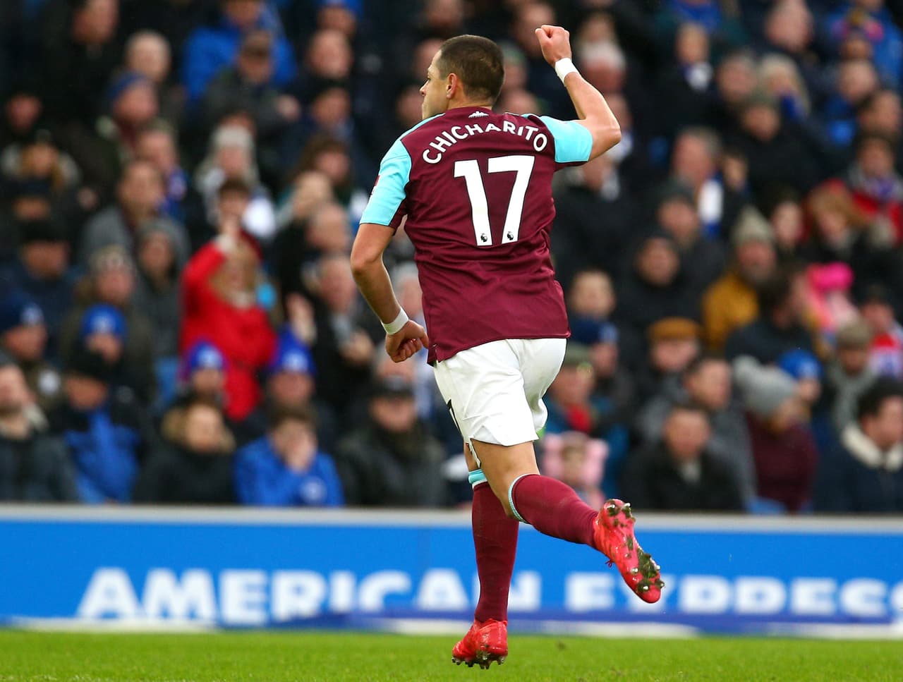 El mexicano Javier 'Chicharito' Hernández anotó el único gol del equipo londinense, mientars que Glenn Murray, José Izquierdo y Pascal Gross lo hicieron para el Brighton.