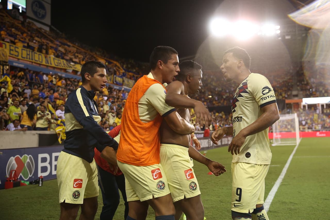 Un autogol de Bruno Valdez de último minuto y un penal fallado por Leonel López dio a Tigres el pase a la final.