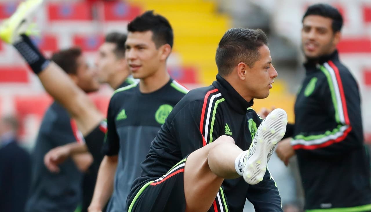 Los jugadores ponen al máximo su exigencia en su último partido en Rusia antes del Mundial, al que el 'Tri' está muy cerca de clasificar.