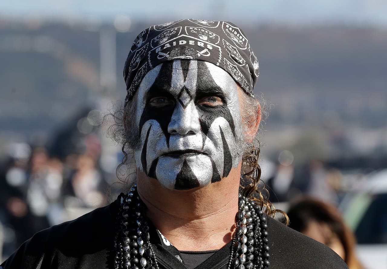 Los fans son los que dan esa pasión al emparrillado, checa lo mejor en la Semana 10.