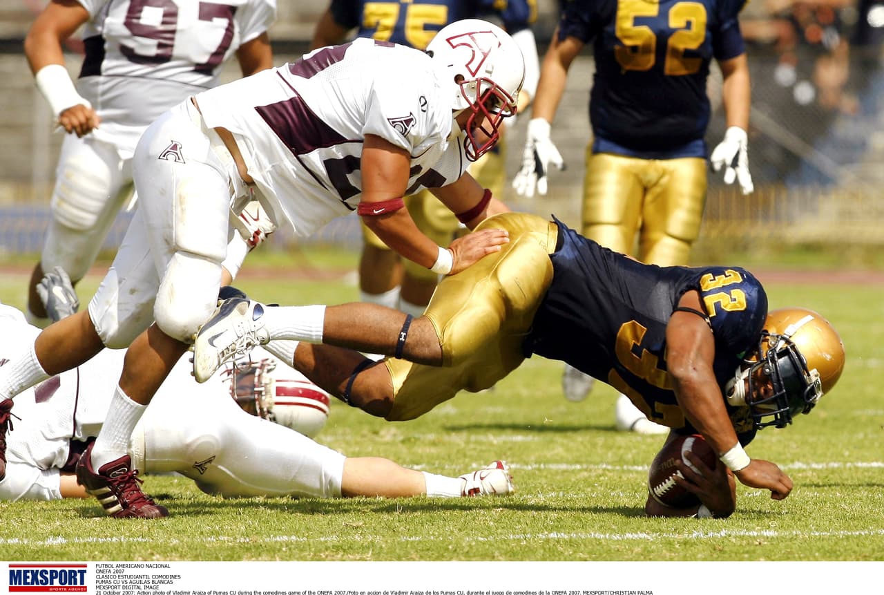 Aunque su primer partido fue en 1936 con victoria para los de IPN, desde 1998 los Pumas UNAM llevan la batuta con 10 victorias por sólo 6 de parte de los del Casco de Santo Tomás. Para jugarse ante sus aficionados, volverán a enfrentarse en el Estadio Azul, un territorio neutral que beneficiará al espectáculo y permitirá la asistencia de más público.