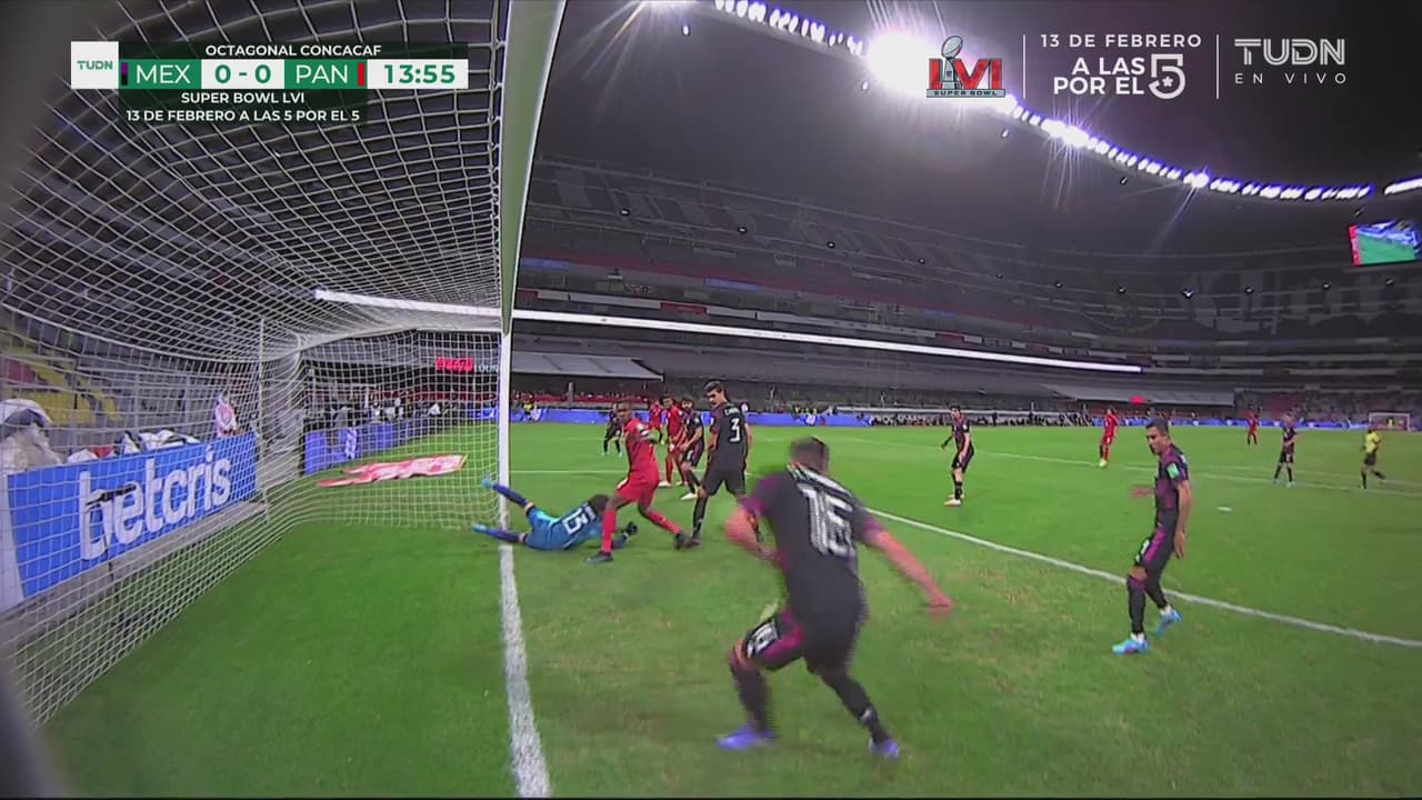 ¡Qué forma de sufrir! Ochoa desvía y ‘HH’ salva sobre la línea