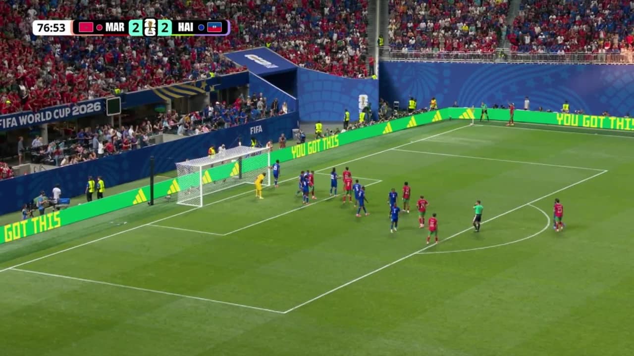 ¡GOL!  anota para Marruecos. Soufiane Rahimi