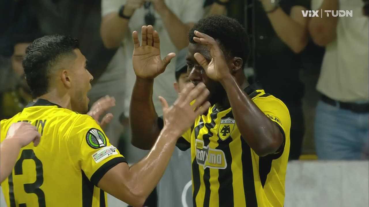 Orbelín Pineda colabora en dos goles en la goleada del AEK Atenas en UEFA Conference League