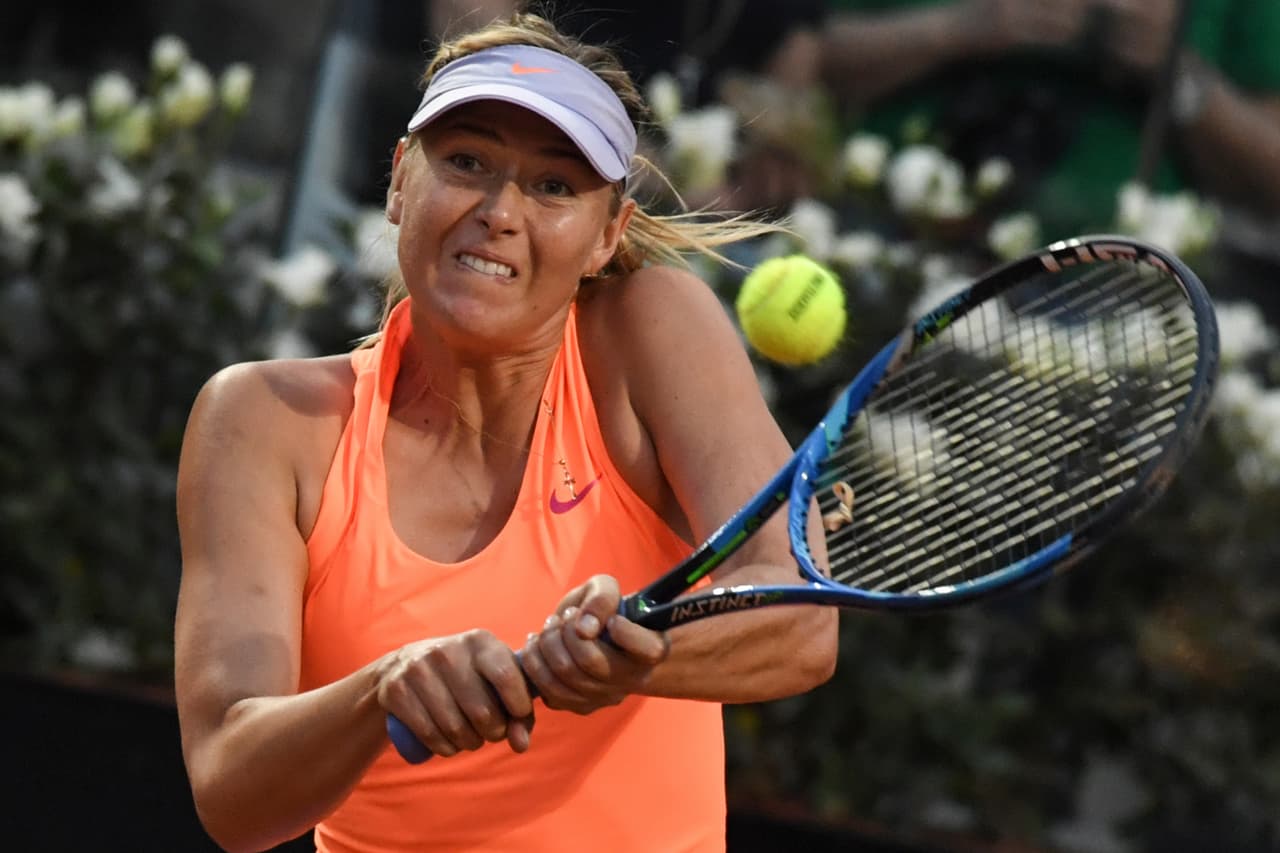 Roland Garros anima a Sharapova a volver al torneo "por méritos propios"