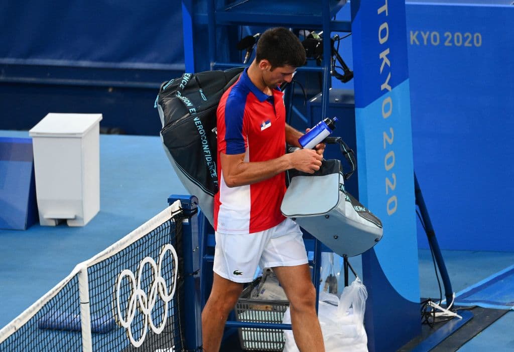 Novak Djokovic deserta en dobles mixtos tras perder en individual
