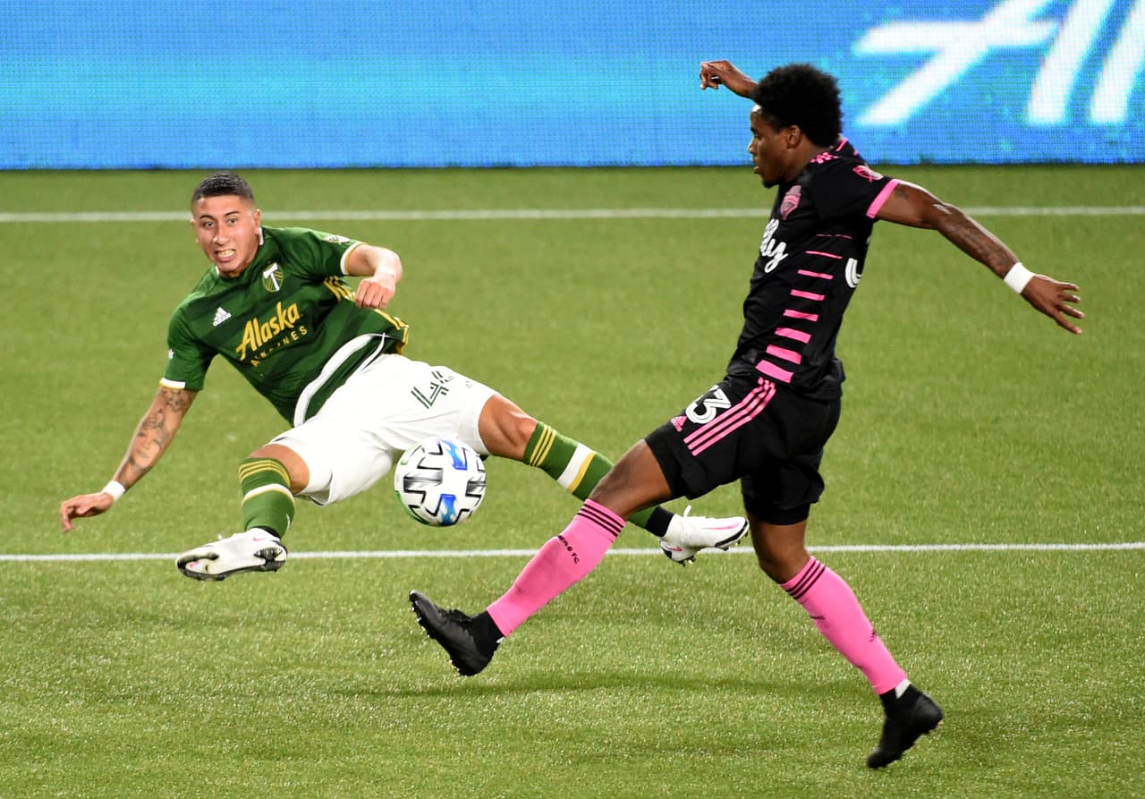 Raúl Ruidiaz y Jordan Morris se encargan de marcar para darle tres importantes puntos al Seattle Sounders .