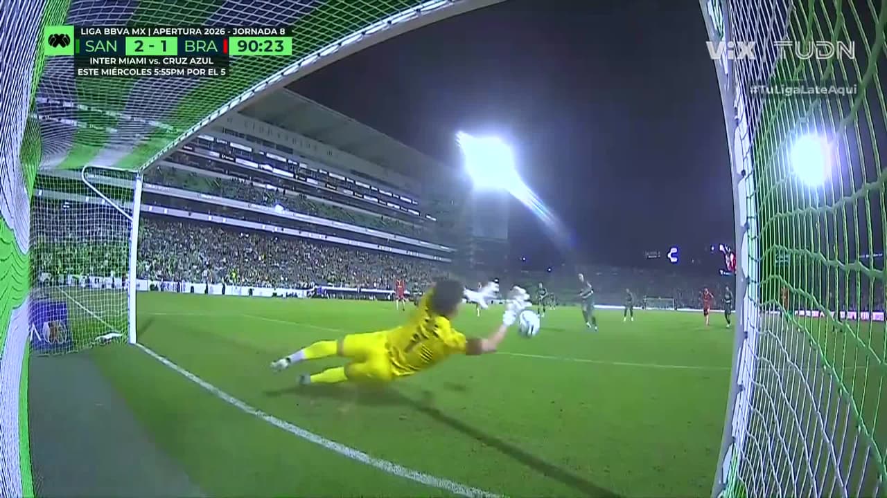 ¡Lo tapó Jurado! El guardameta ataja el penalti de Franco Pardo