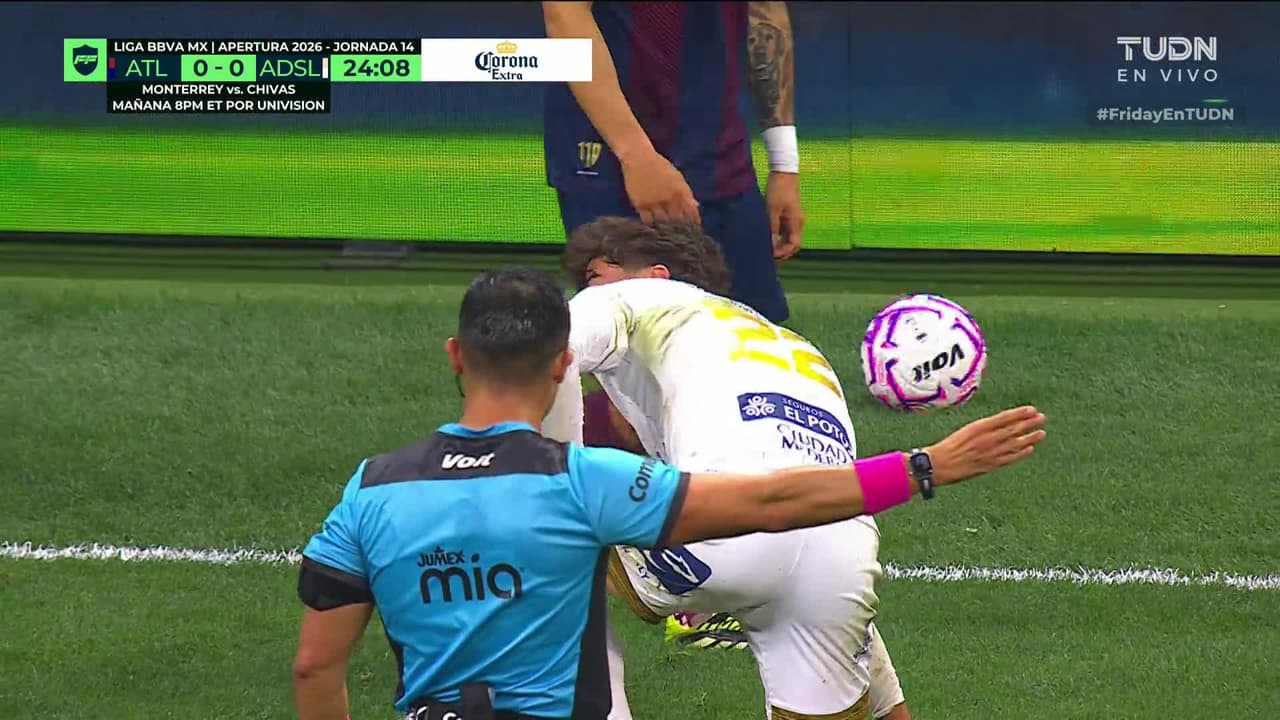 ¡TIRO ATAJADO! disparo por David Rodríguez.