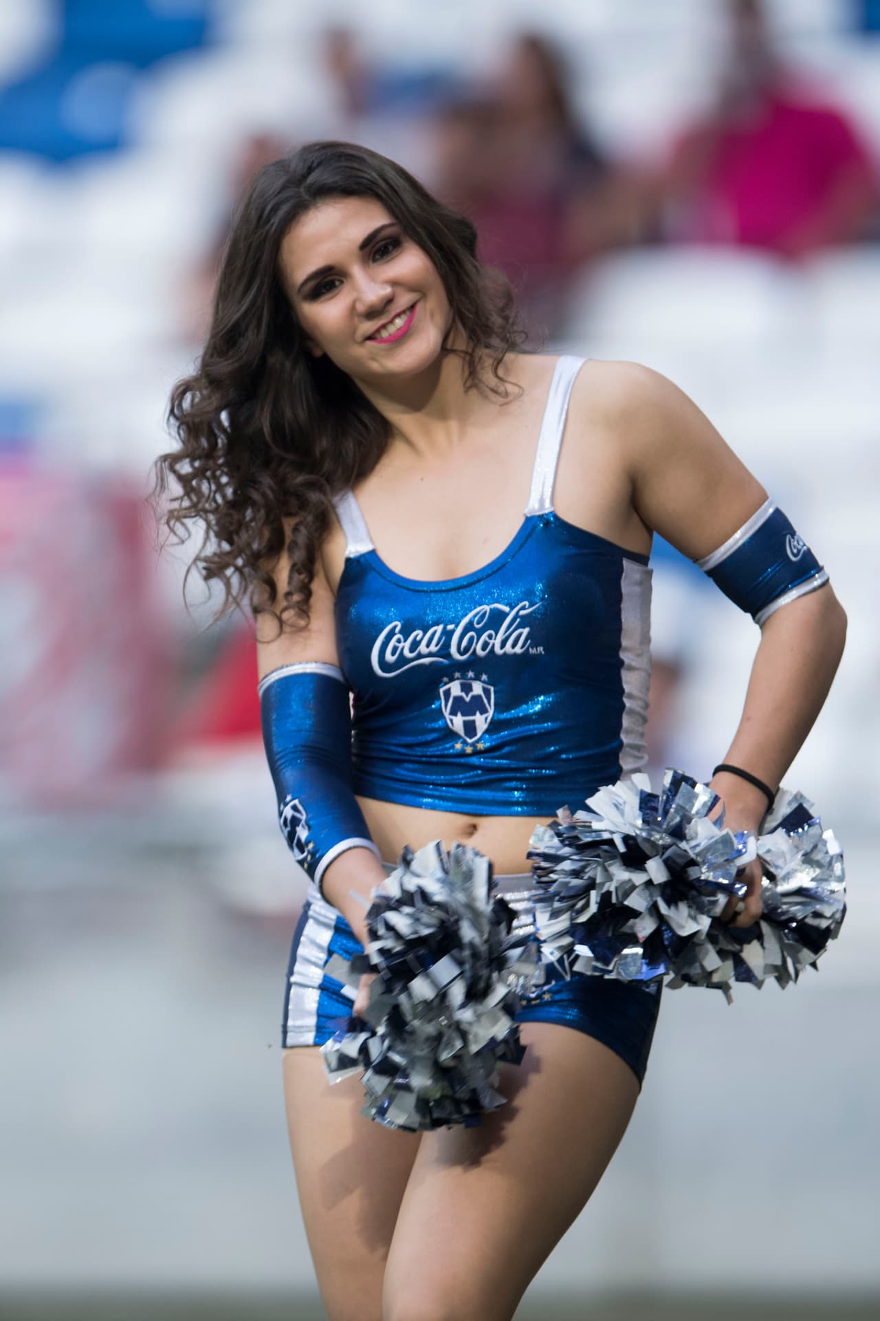 Se juega la jornada 11 del Clausura 2017 y la belleza en los estadios no se hizo esperar.