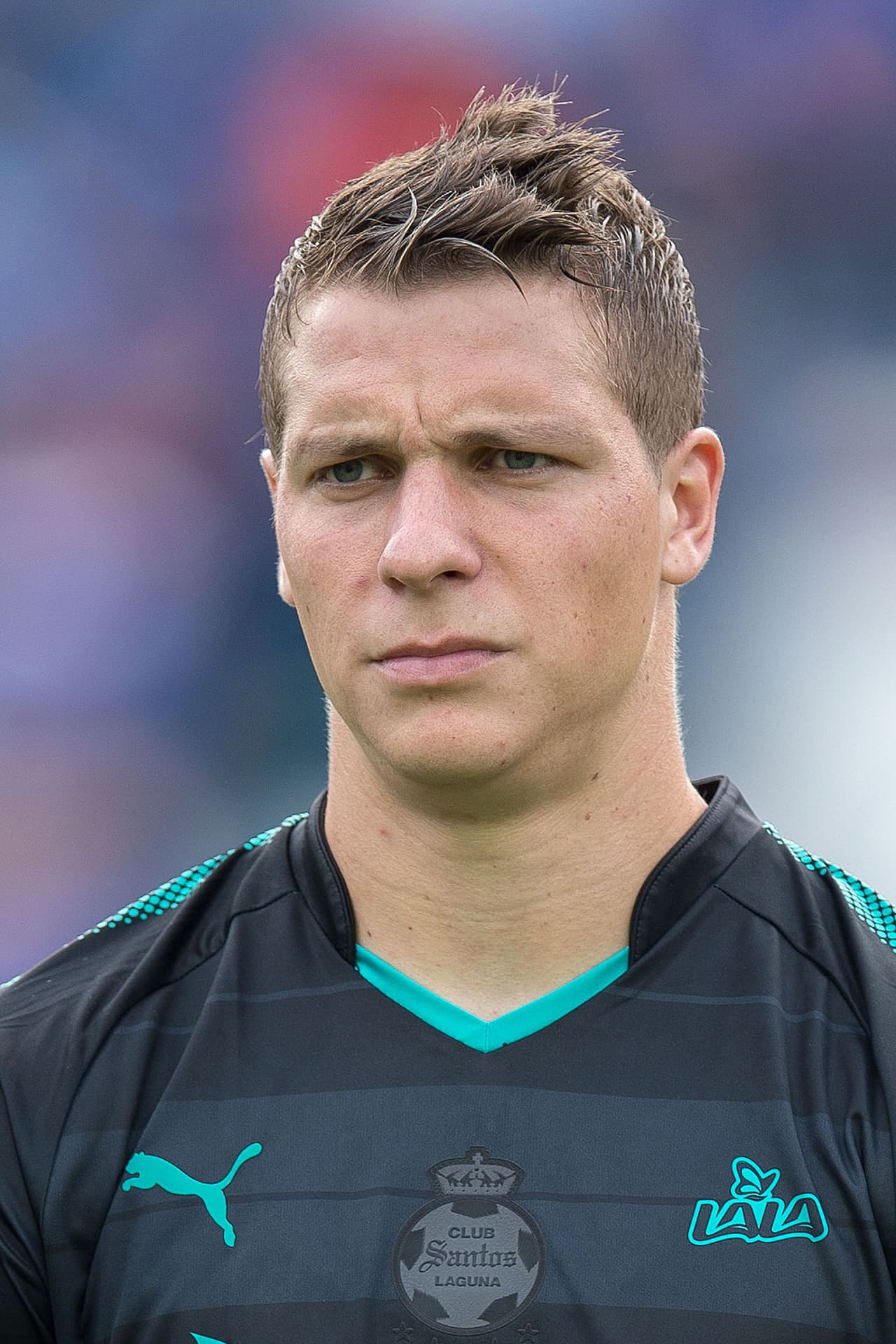 014 Julio Furch. Equipo: Santos. Puntos Totales: 44 Costo: $7.7 millones