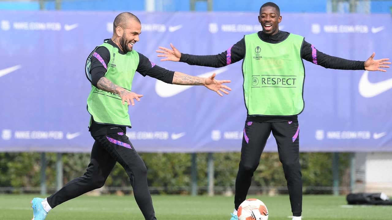 Dani Alves prefiere jugar con Barcelona en el Santiago Bernabéu