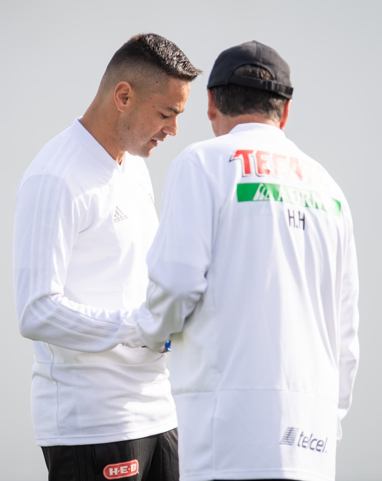 Juninho se integró al cuerpo técnico de Ricardo Ferretti en Tigres, club del que fue jugador y en el que ahora aporta su experiencia a sus compañeros en medio de los entrenamientos para el Clausura 2019.