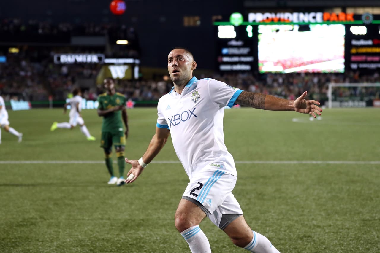 Clint Dempsey fue otra vez héroe para Seattle Sounders.