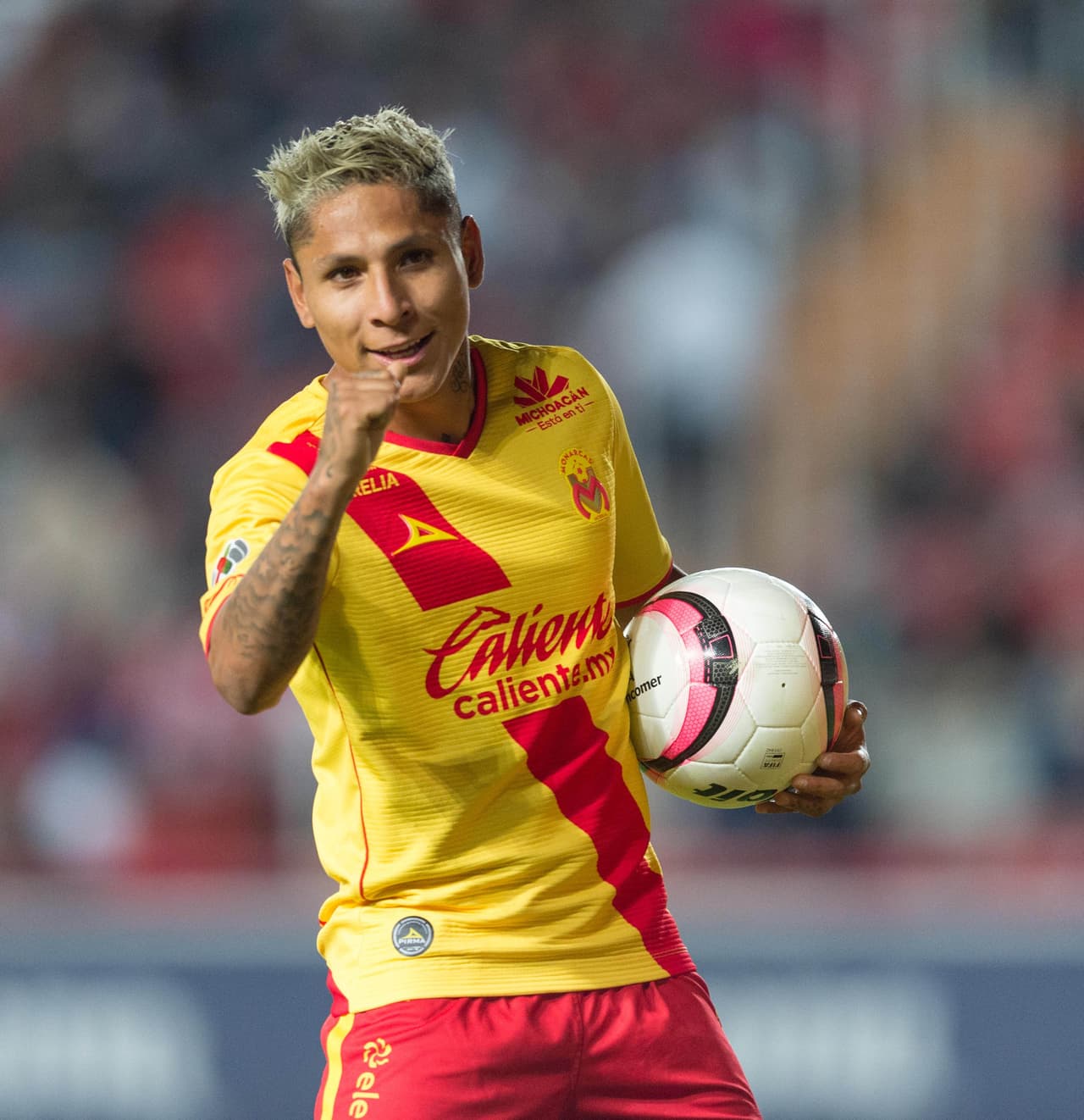 La falta de gol en la Liguilla del Apertura 2017 se volvió crónica para el América. Lo cual habría hecho pensar a los altos mandos del conjunto de Coapa en reforzar su delantera con el dos veces campeón de goleo de la Liga MX, el peruano Raúl Ruidíaz.