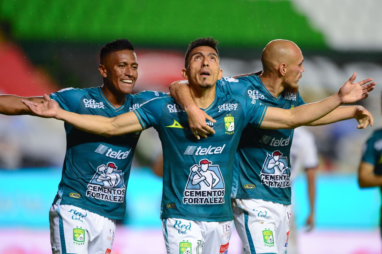 León le quitó el invicto a Pumas y se quedaron con el segundo puesto con 24 puntos.
