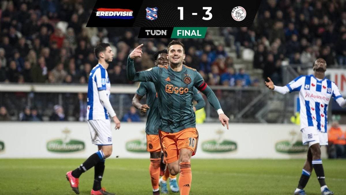 El Ajax gana al Heerenveen con un central novato y Edson 10 minutos