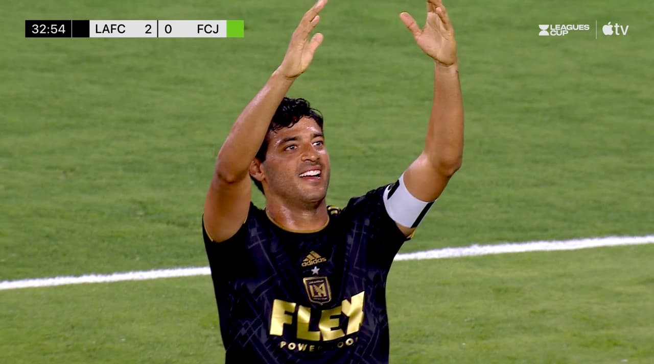 ¡Golazo de Vela! Cracklitos definió de 'sombrerito' el 2-0 de LAFC