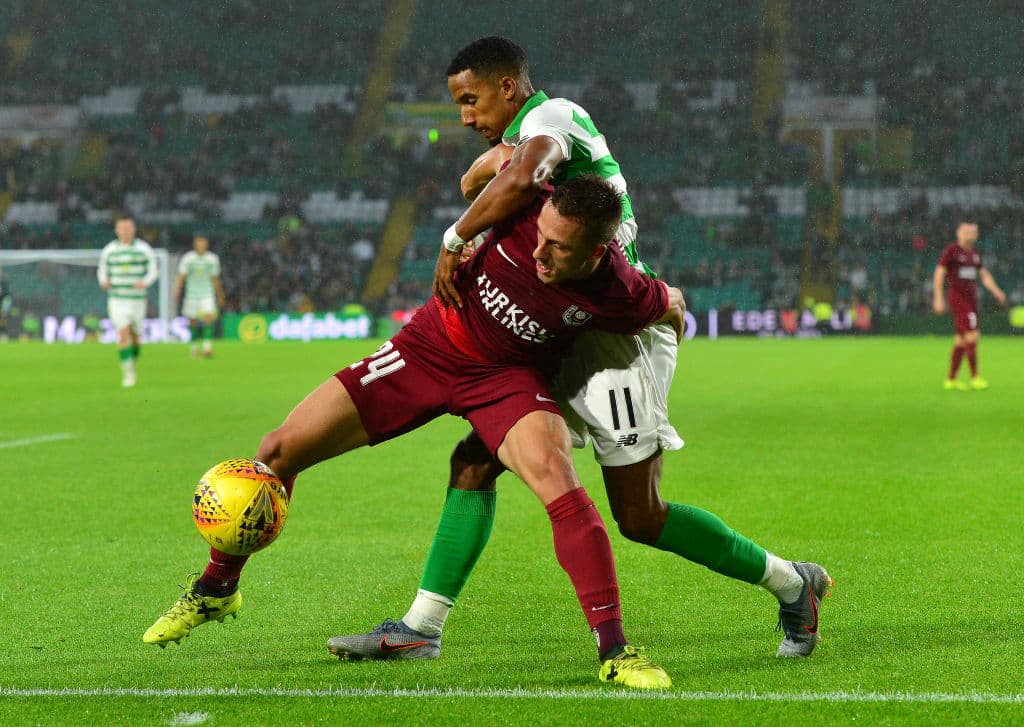 El Celtic de Escocia avanzó a la segunda ronda clasificatoria para la Champions League al eliminar al FC Sarajevo de Bosnia. Su siguiente rival en dicha etapa será el Nomme Kalju de Estonia. Aquí las mejores imágenes del cotejo de este miércoles, efectuado en Celtic Park, en Glasgow.