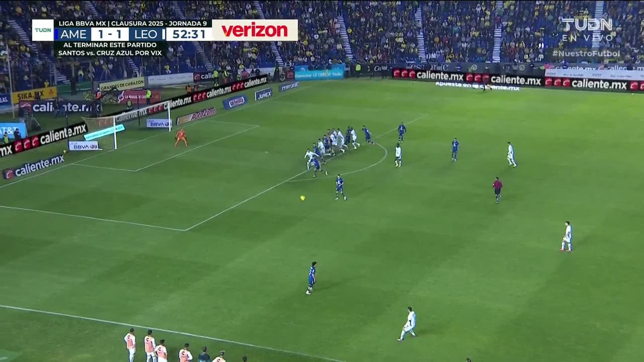 ¡TIRO ATAJADO! disparo por Brian Rodríguez.