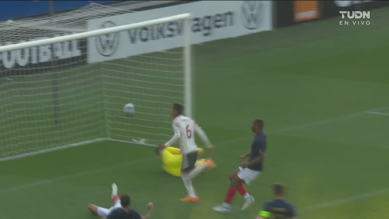 ¿Qué te pasó Fidel? Garrafal error que deja ir el empate para México