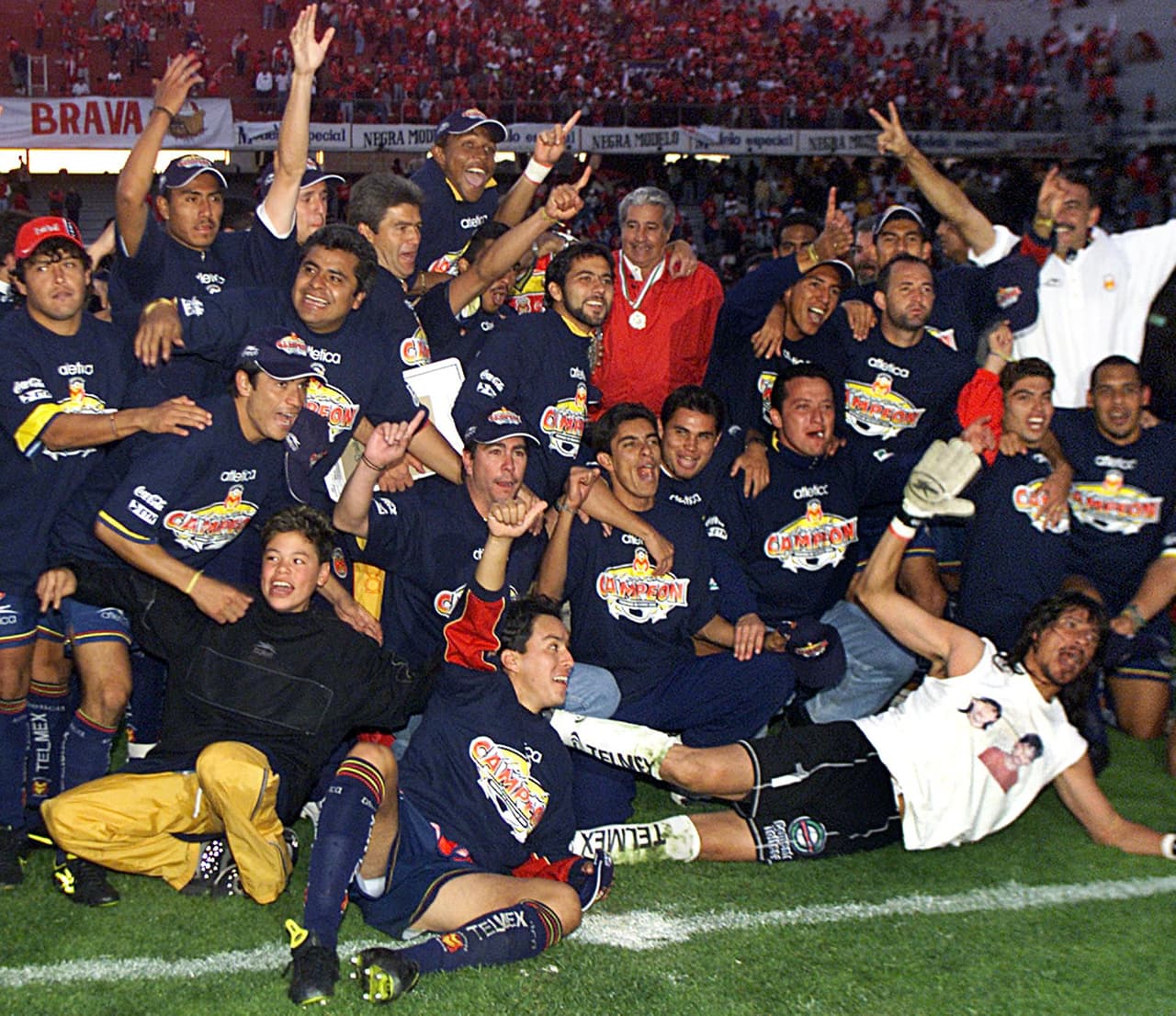 Brincamos al quinto lugar general que desde este sitio se han consagrado cuatro equipos.