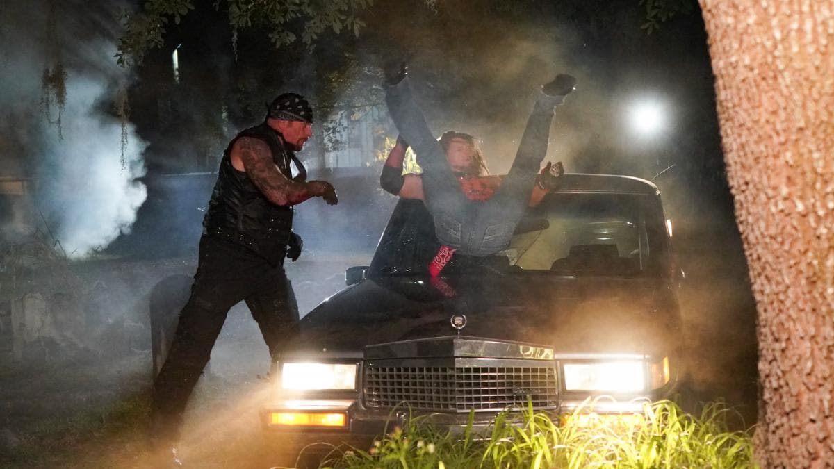 Undertaker derrotó a AJ Styles, Braun Strowman ganó el Campeonato Universal a Goldberg y por la parte femenina, Alexa Bliss y Nikki Cross derrotaron a las ‘Guerreras Kabuki’ llevándose el Campeonato femenino WWE Tag Team por segunda ocasión.